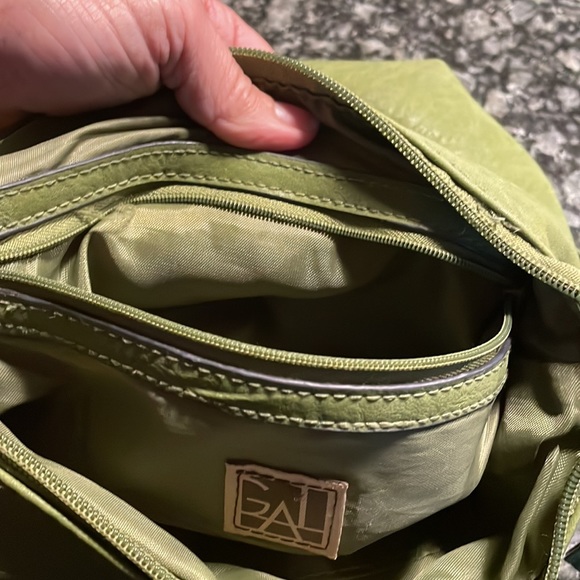 GREAT AMERICAN LEATHER avocado shoulder/crossbody bag - Picture 10 of 11